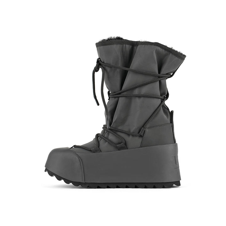 polar calf boot black in view