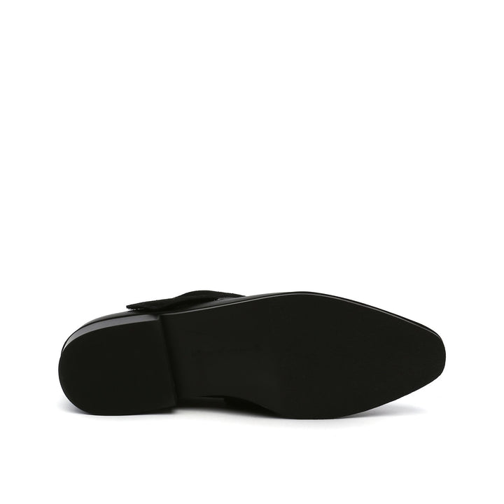 pure mary black bottom view