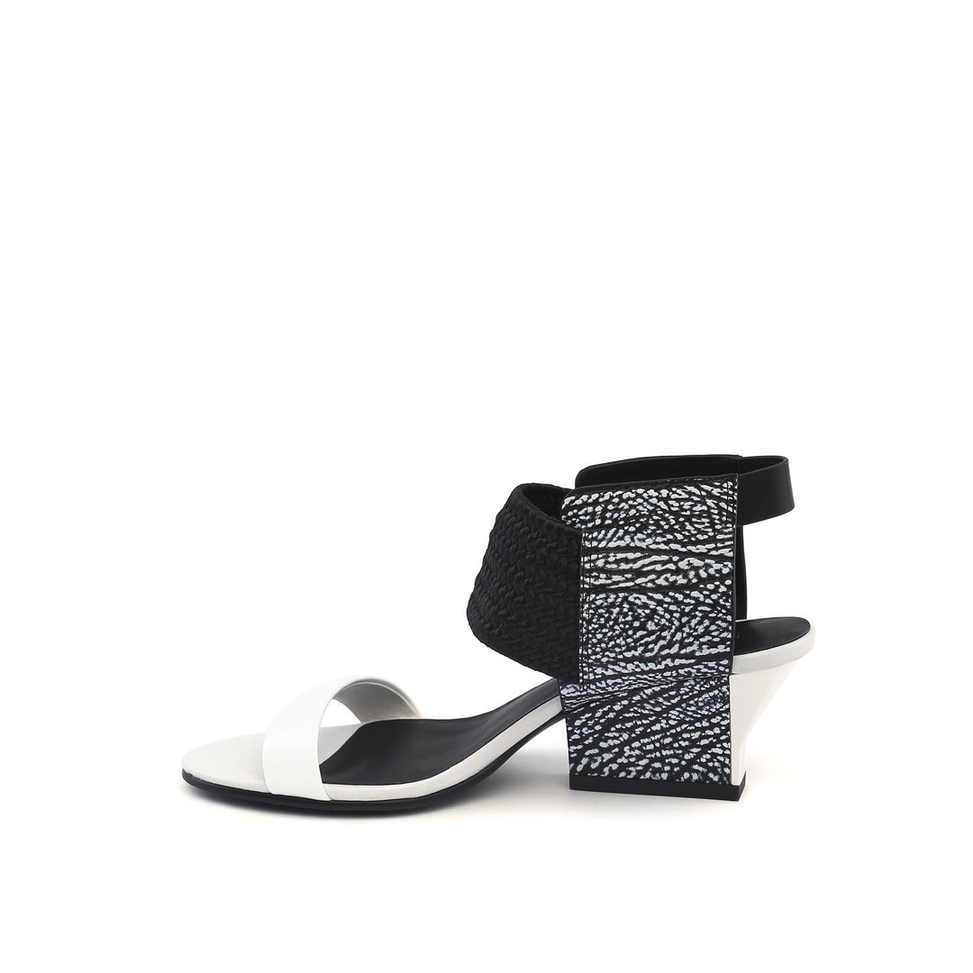 raiko white + black + black and white mix in view