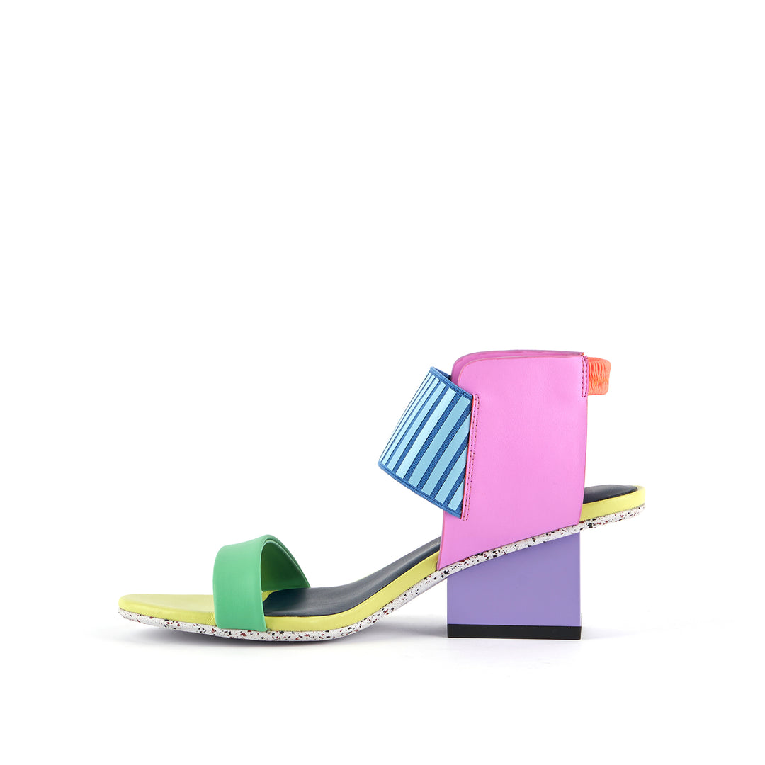 raila mid resort inside view