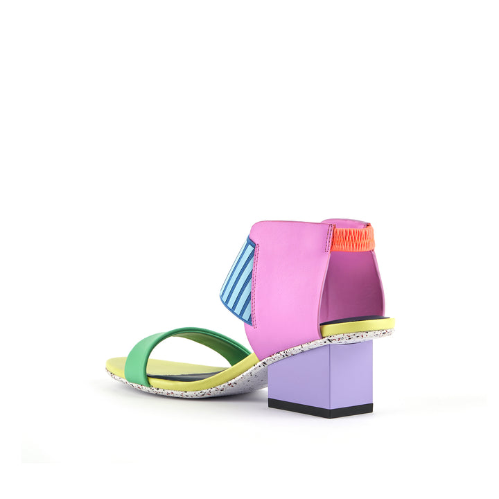 raila mid resort angle in view