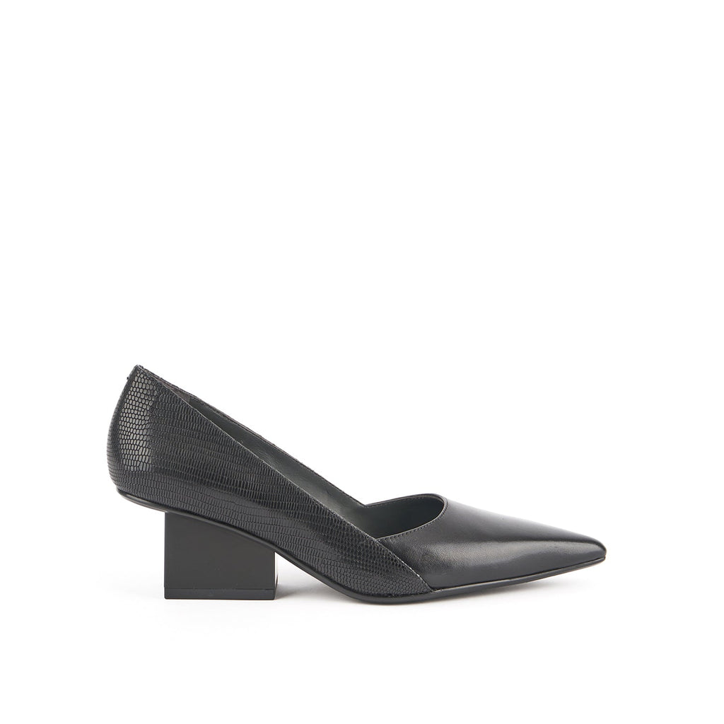 raila pump black 1 outside view aw23