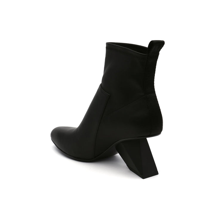 rockit pure bootie black angle in