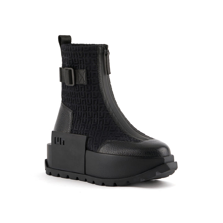 roko bootie black angle out view