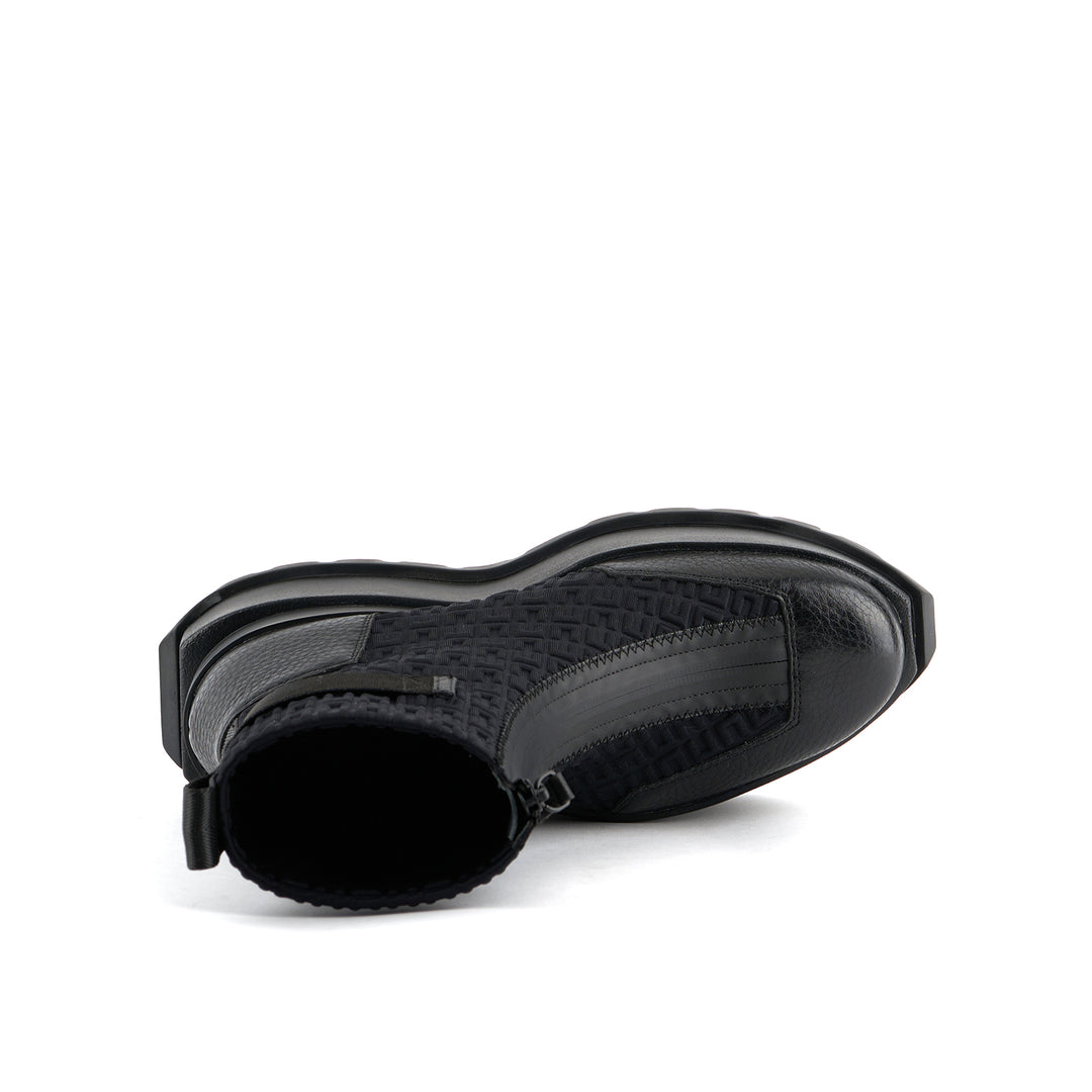 roko bootie black top view