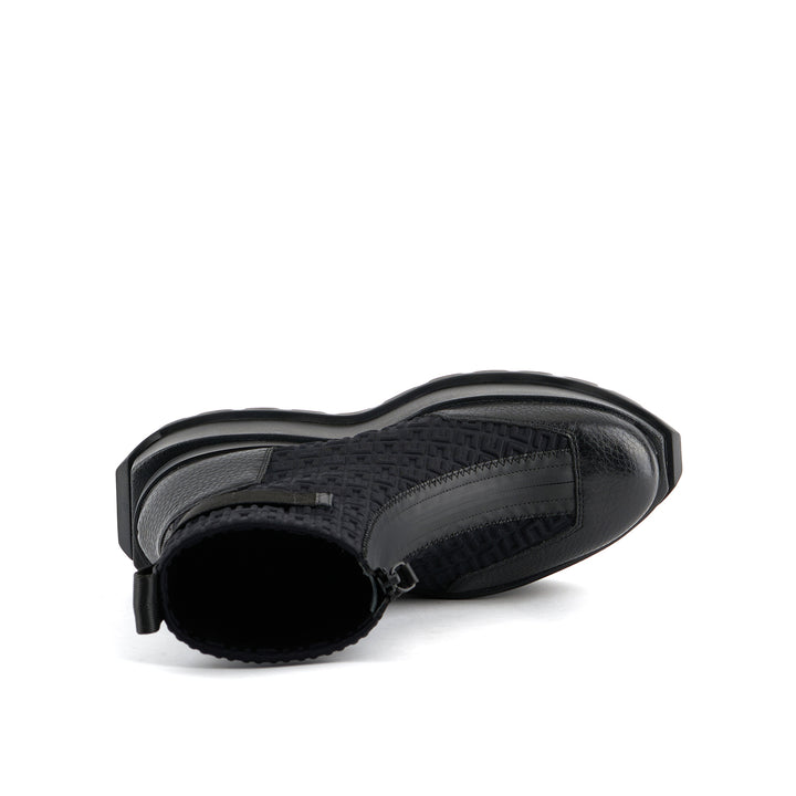 roko bootie black top view