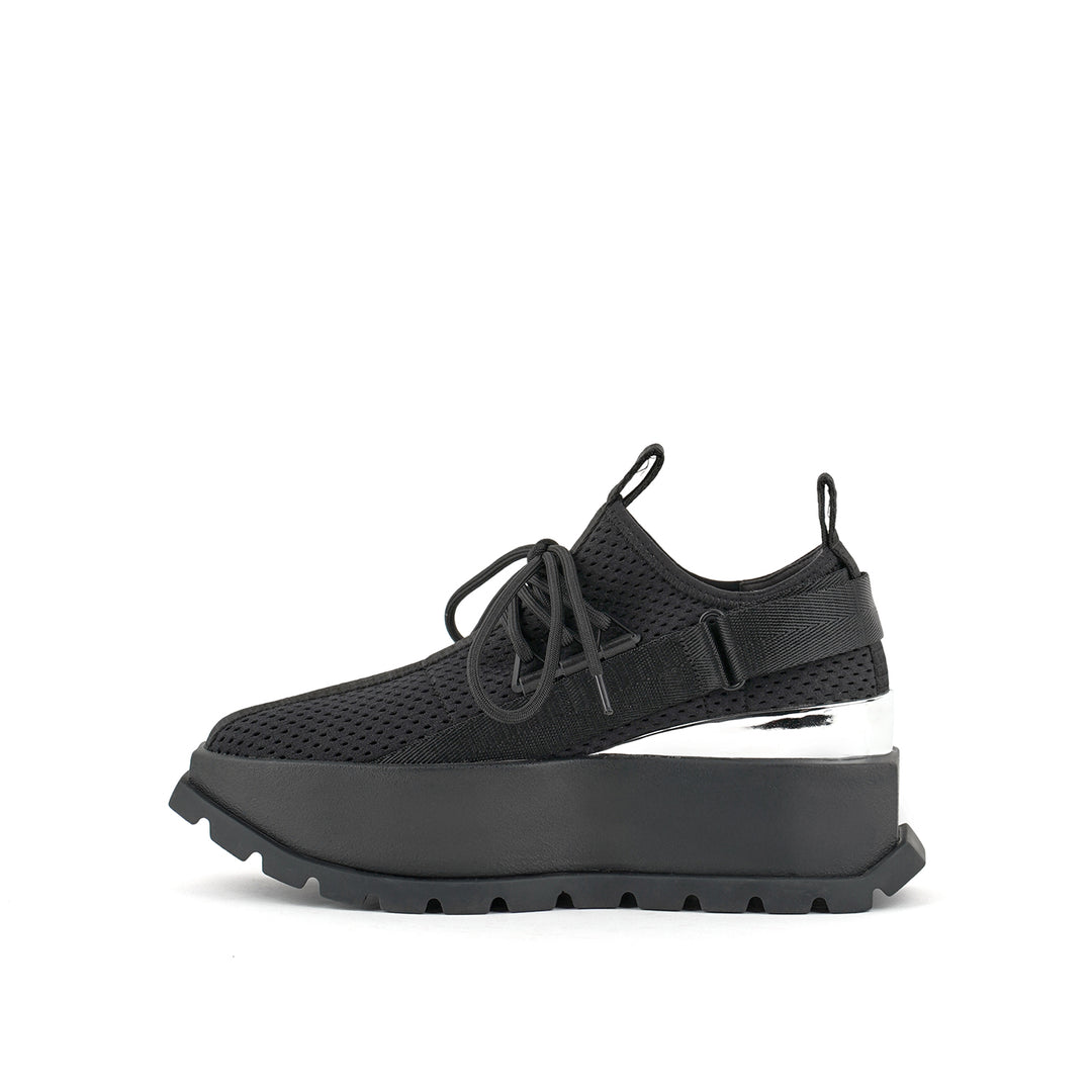 roko space black aw21 in view