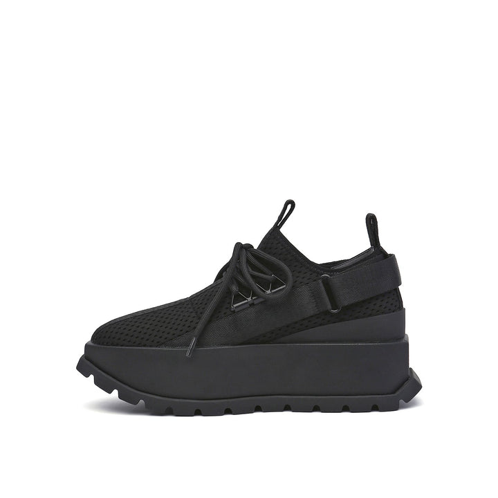 roko space black in view