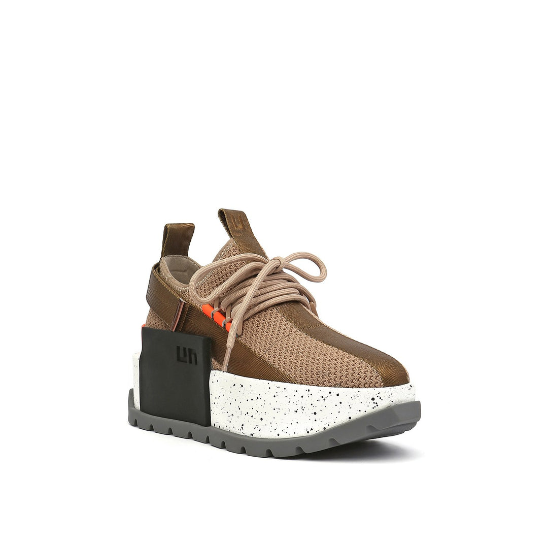 roko space caramel angle out view