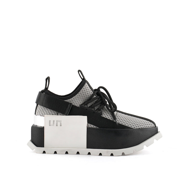 roko space mist aw21 out view