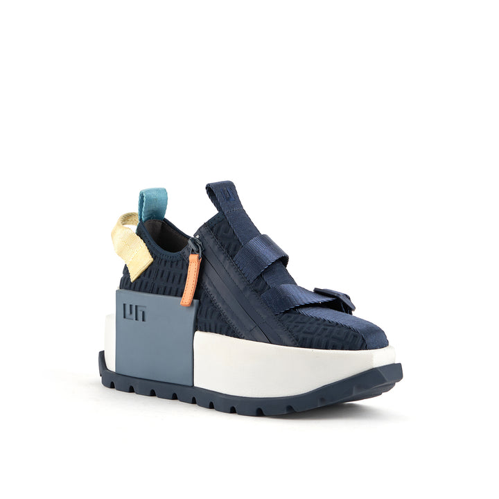 roko y copenhagen angle out view