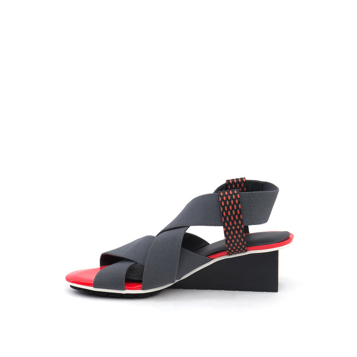 solid xx mid coral mix in view