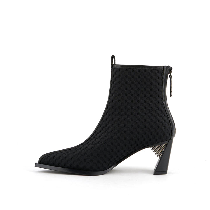 sonar bootie mid black inside view