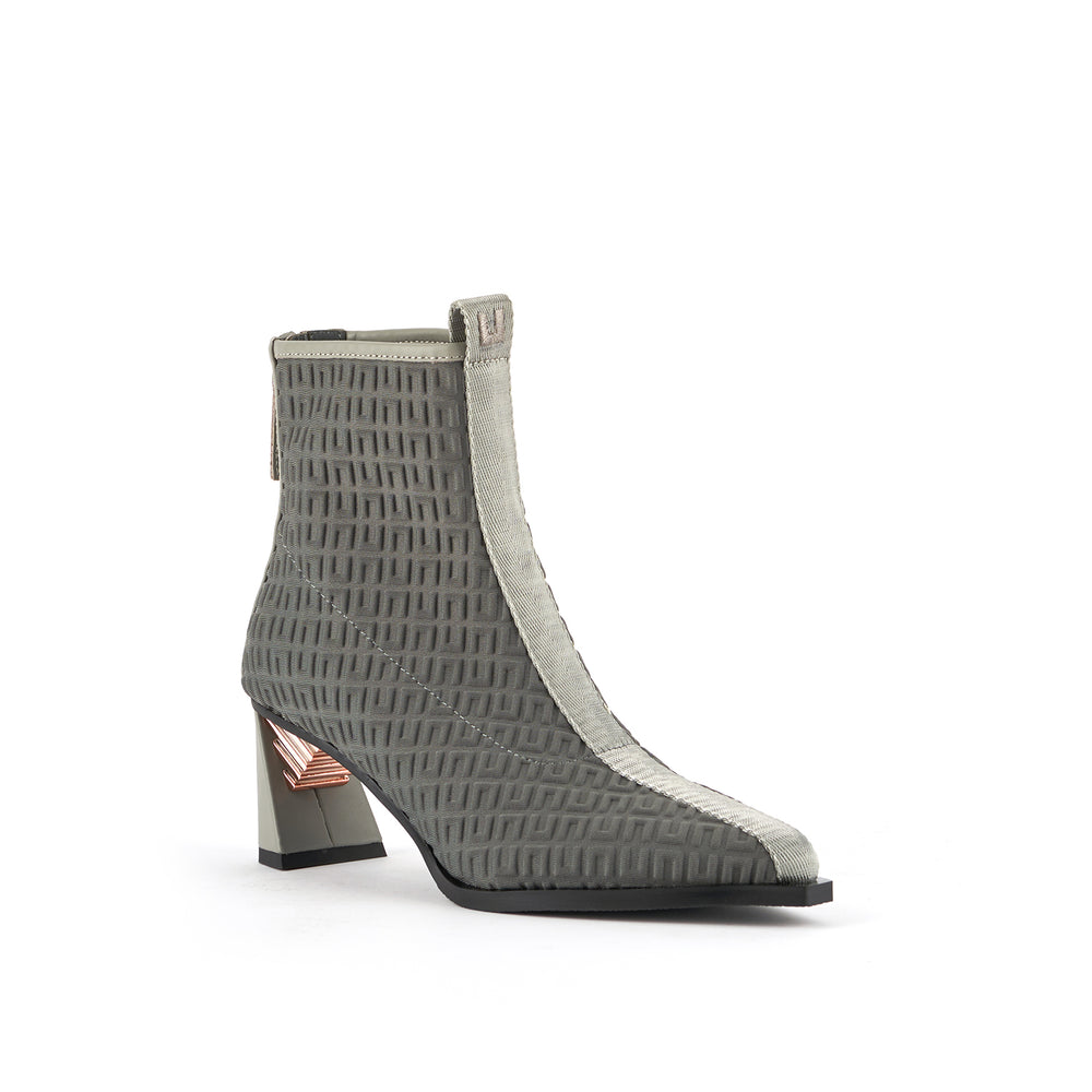 sonar bootie mid composite angle out view