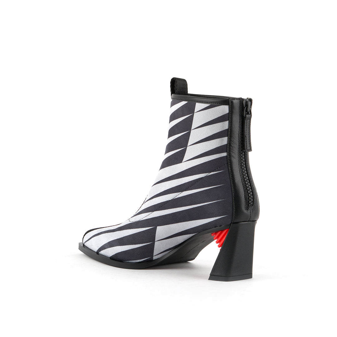 sonar bootie mid mono angle in view