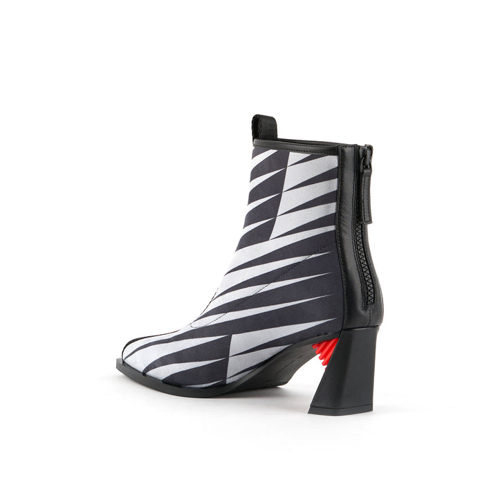 sonar bootie mid mono angle in view