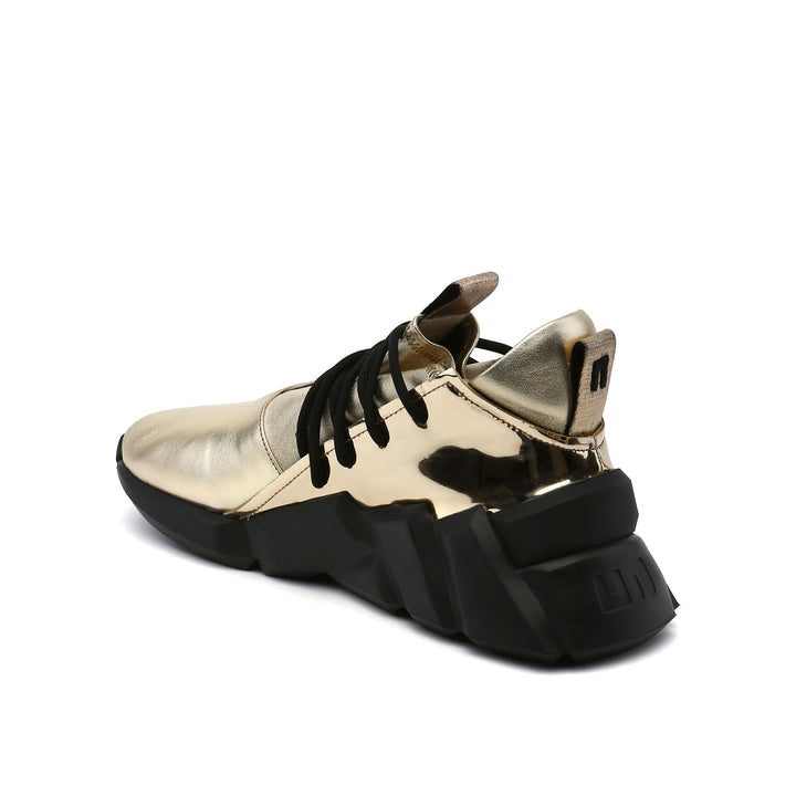space kick bold mens gold angle in