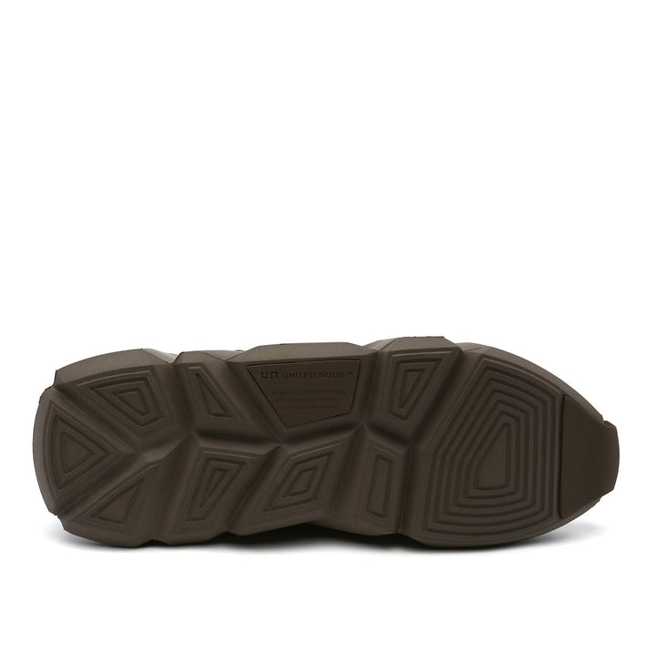 space kick bold mens sand bottom view