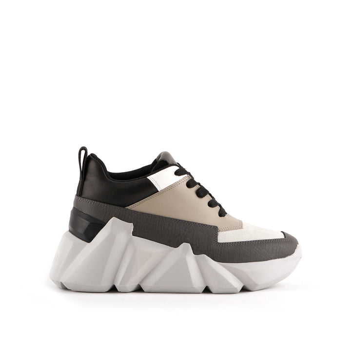 space kick max women mono outside view