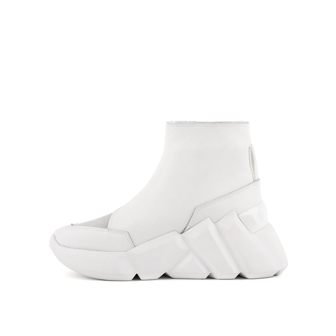 space kick v boot women grey white in view