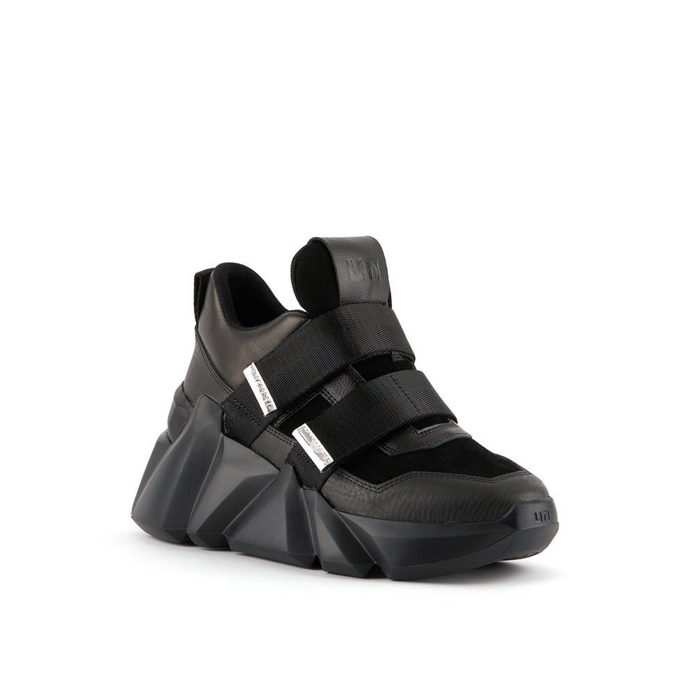 space kick women black angle out view