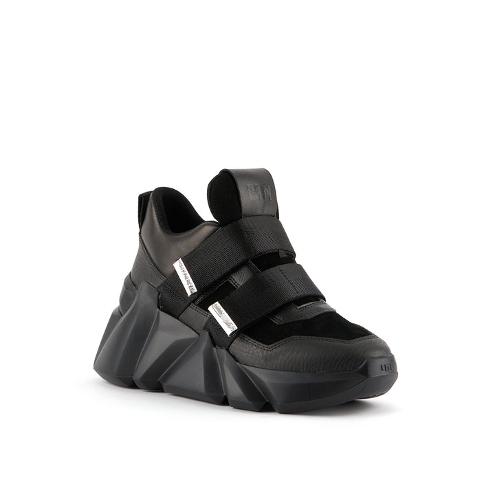 space kick women black angle out view