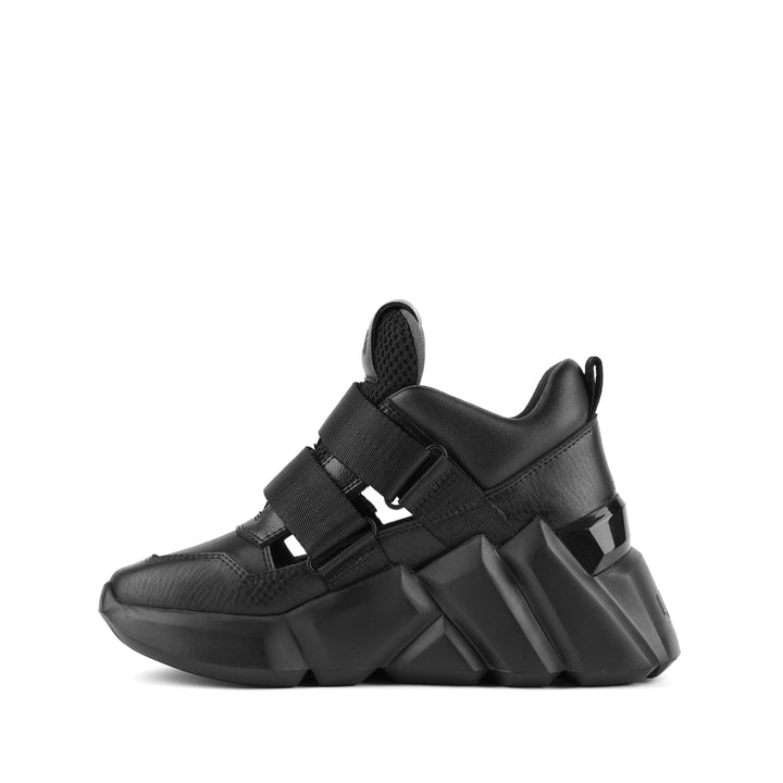 space kick summer 1 black in view