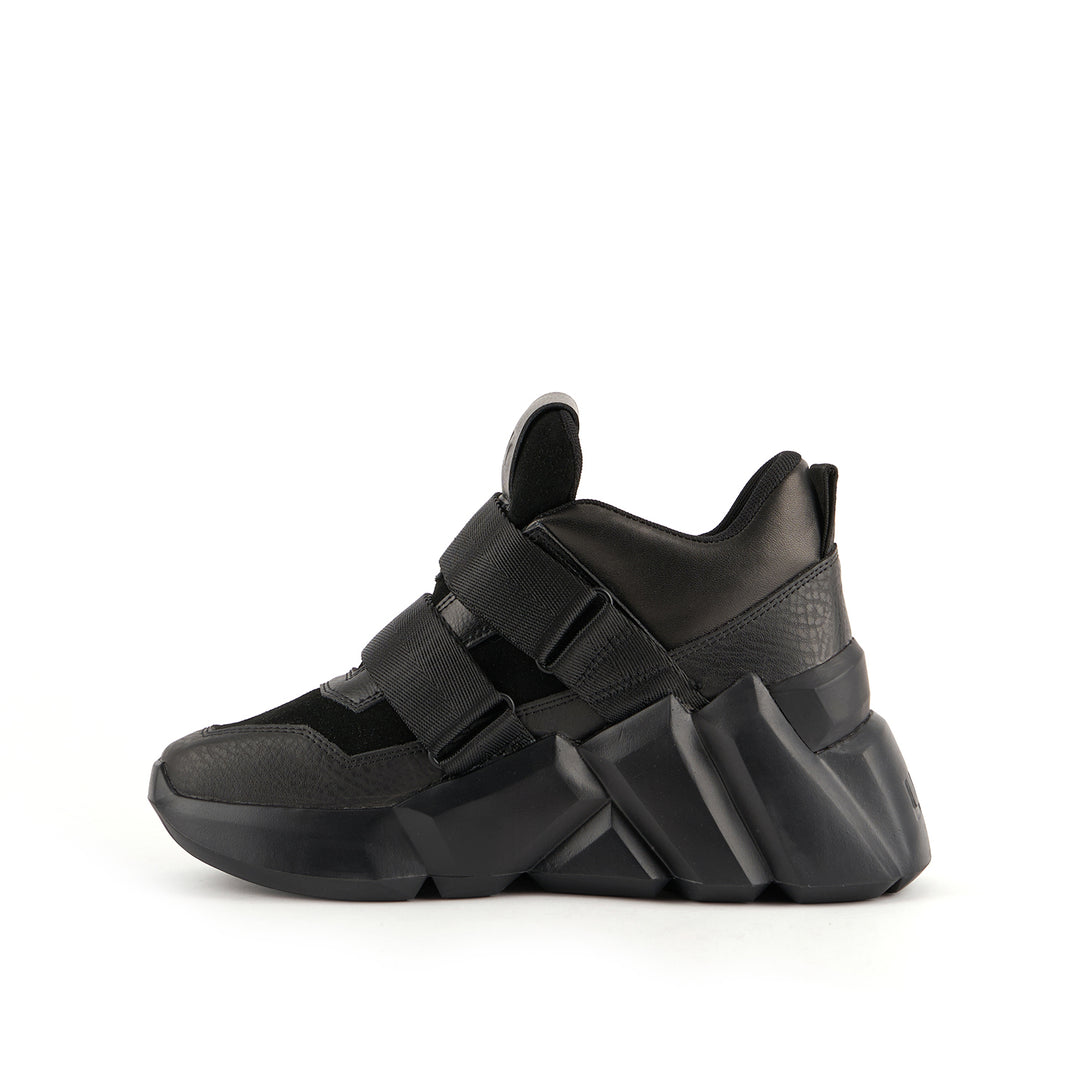 space kick women black inside view