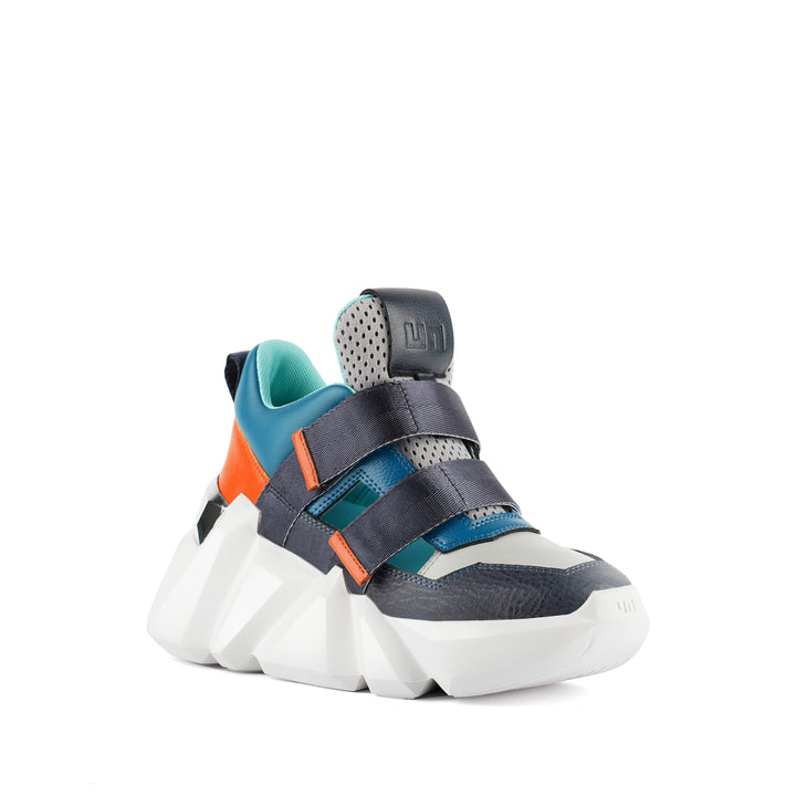 space kick summer 1 blue beat angle out view