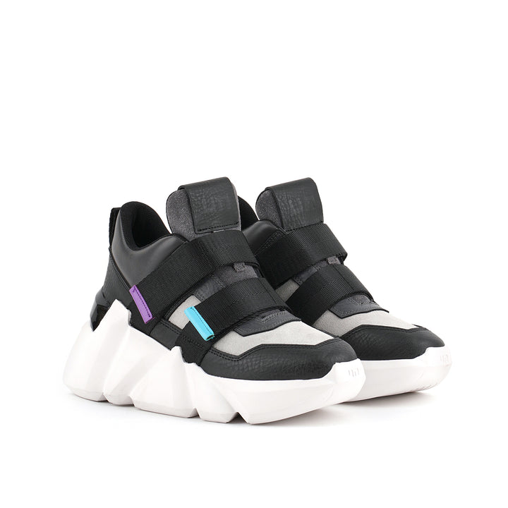 space kick women licorice top view