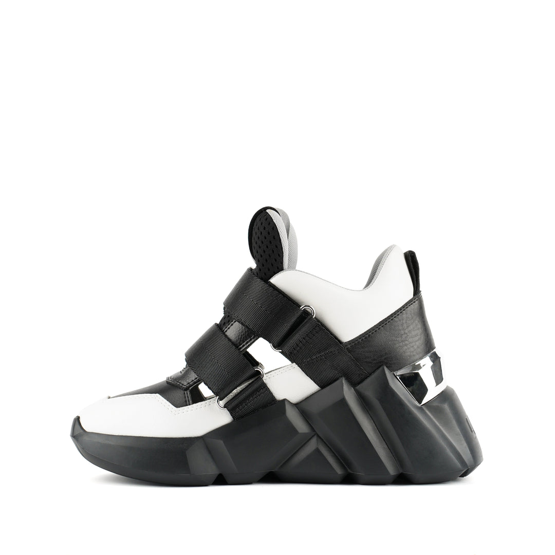 space kick summer 1 mono in view