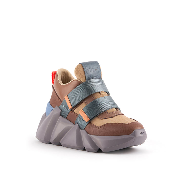 space kick women montreal angle out view