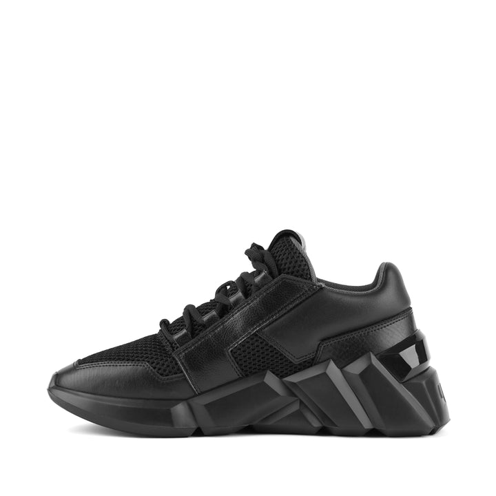 space kick jet lo ss21 black iii in view