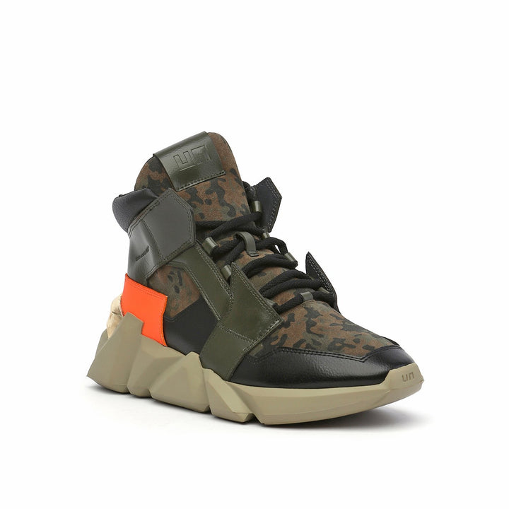 space kick jet hi mens camouflage angle out view