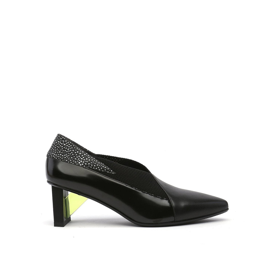 spark bootie mid black out view