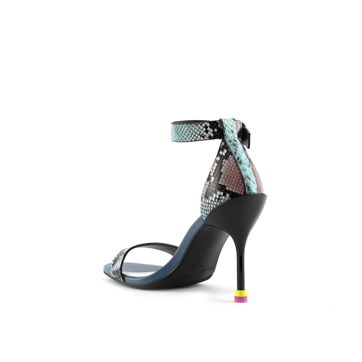 square ankle strap rog angle in view