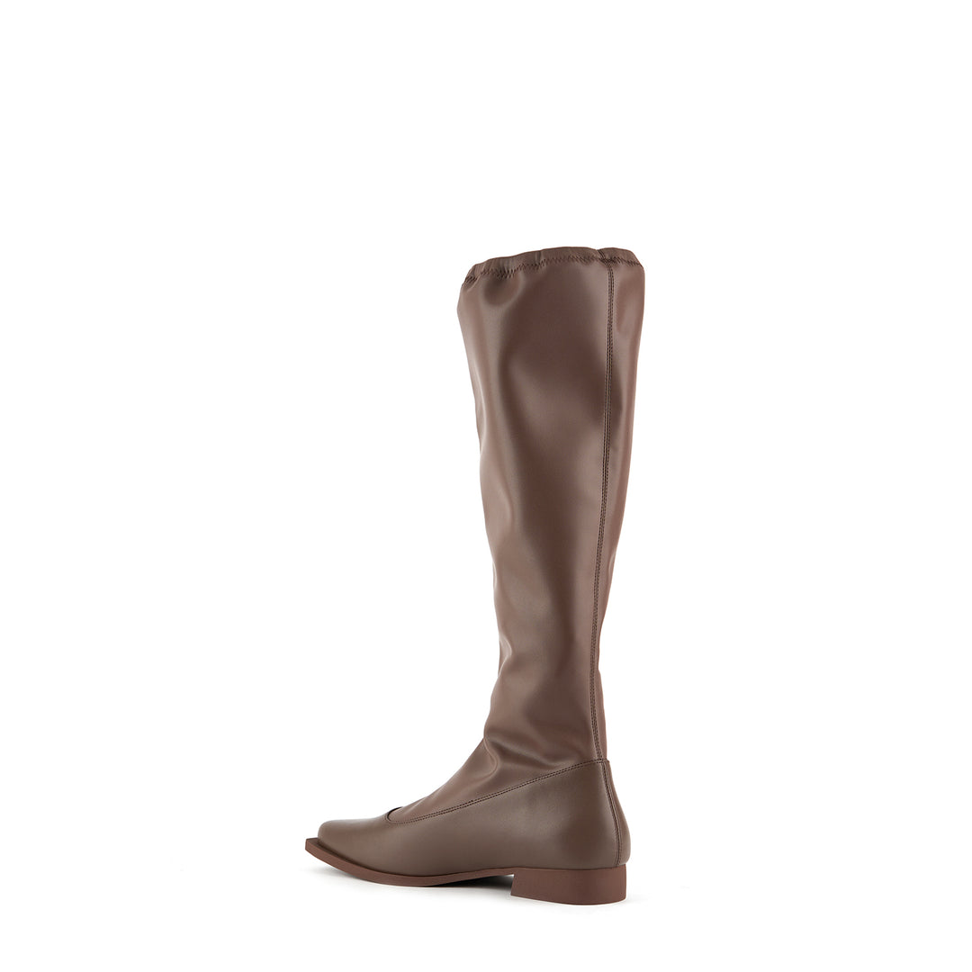 stem long boot brown angle in view