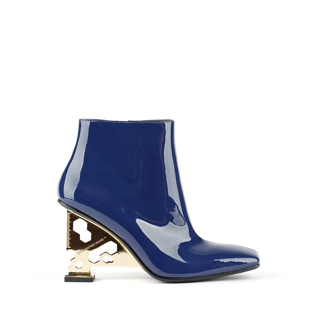 tool space blue out view