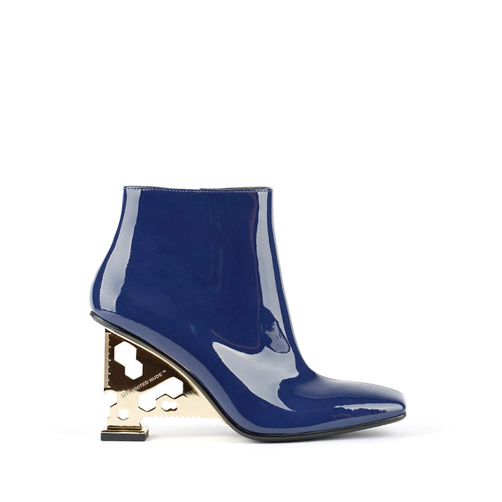 tool space blue out view