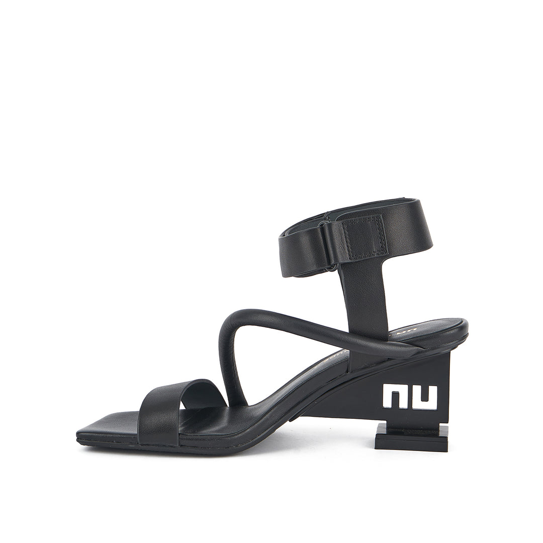 un sandal mid black inside view