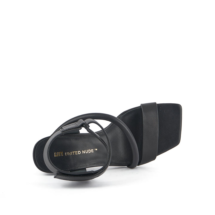 un sandal mid black top view