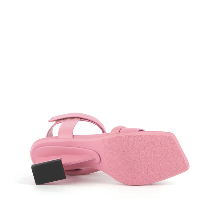 un sandal mid vintage pink bottom view