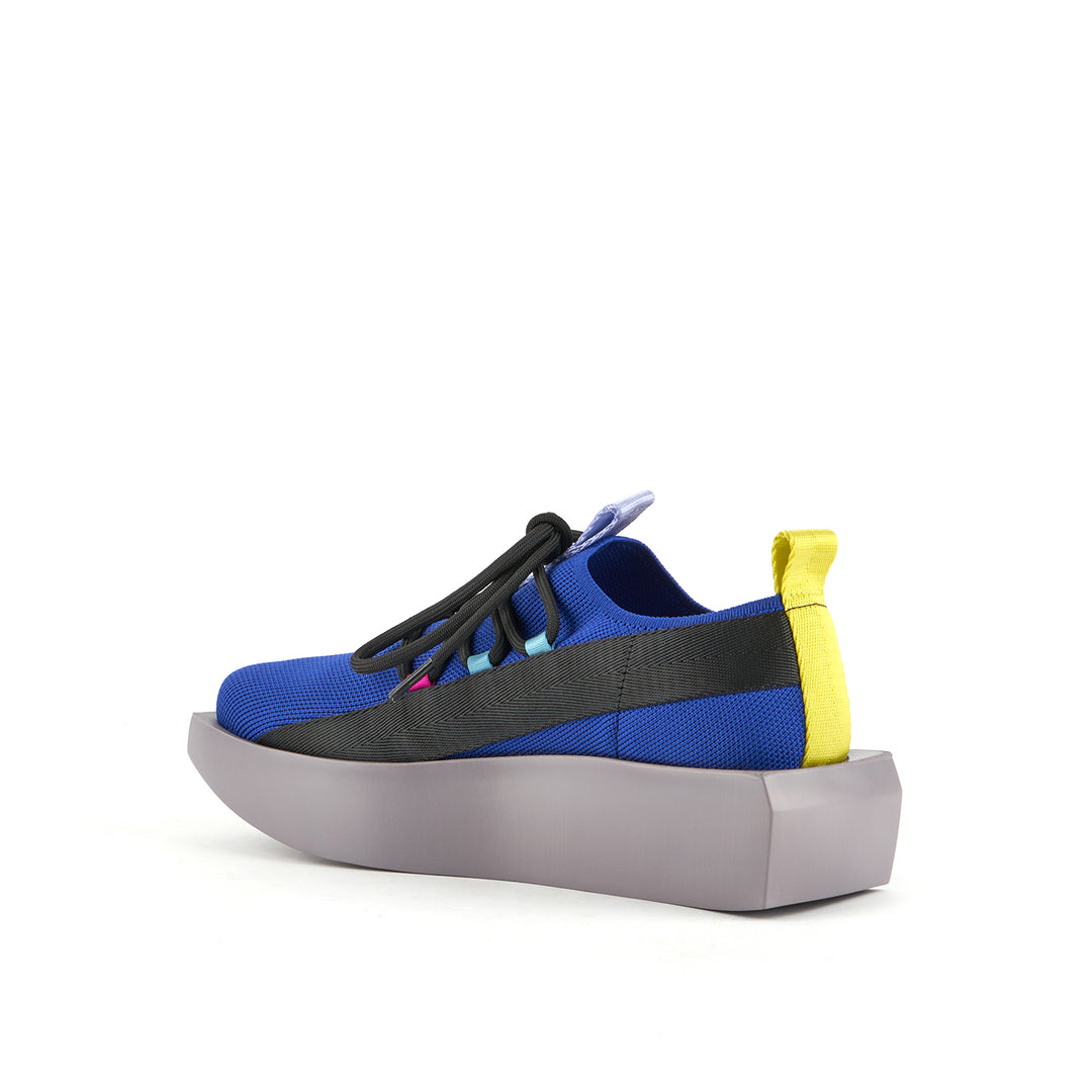 wa sneaker lo tokyo angle in view