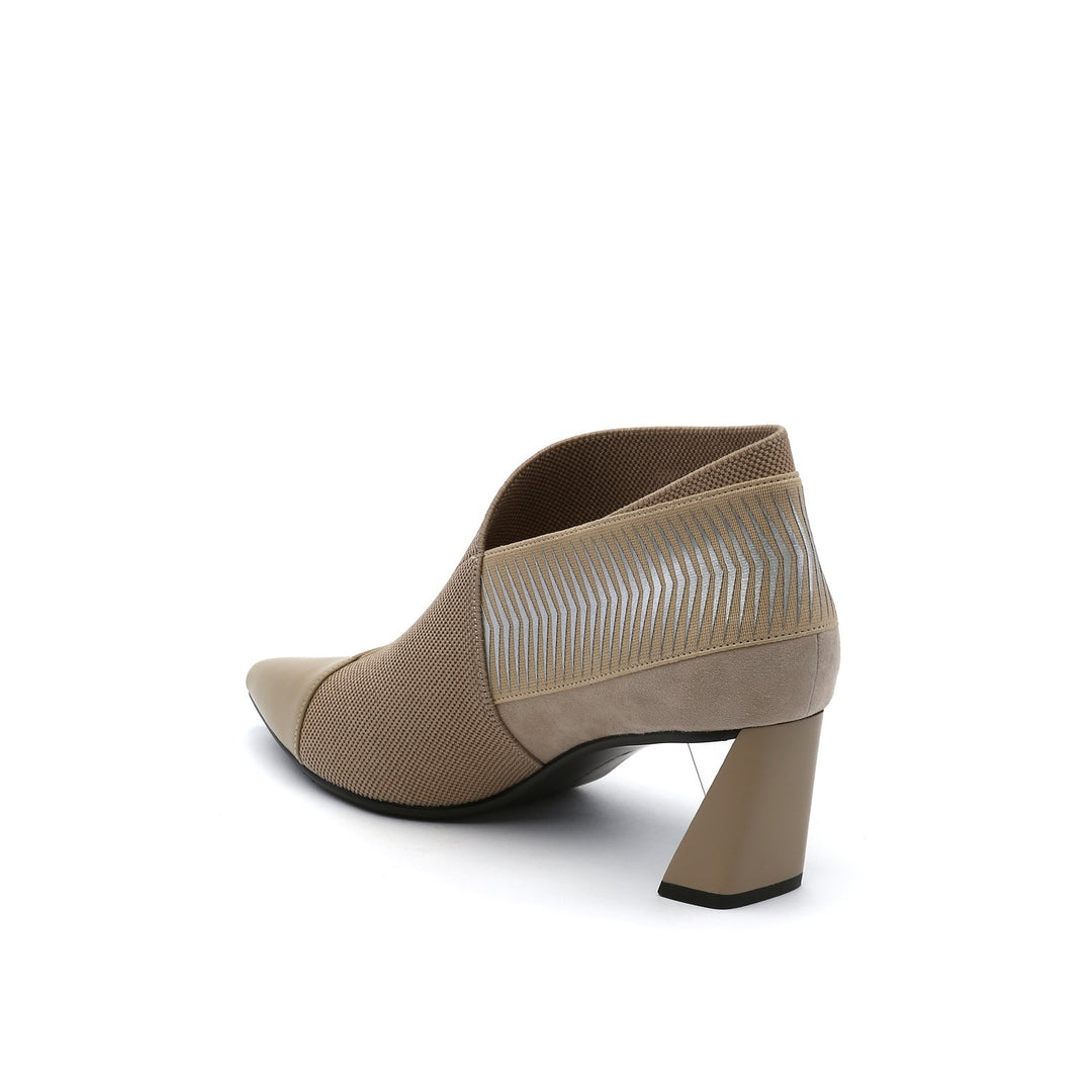 zink pop mid nude angle in view