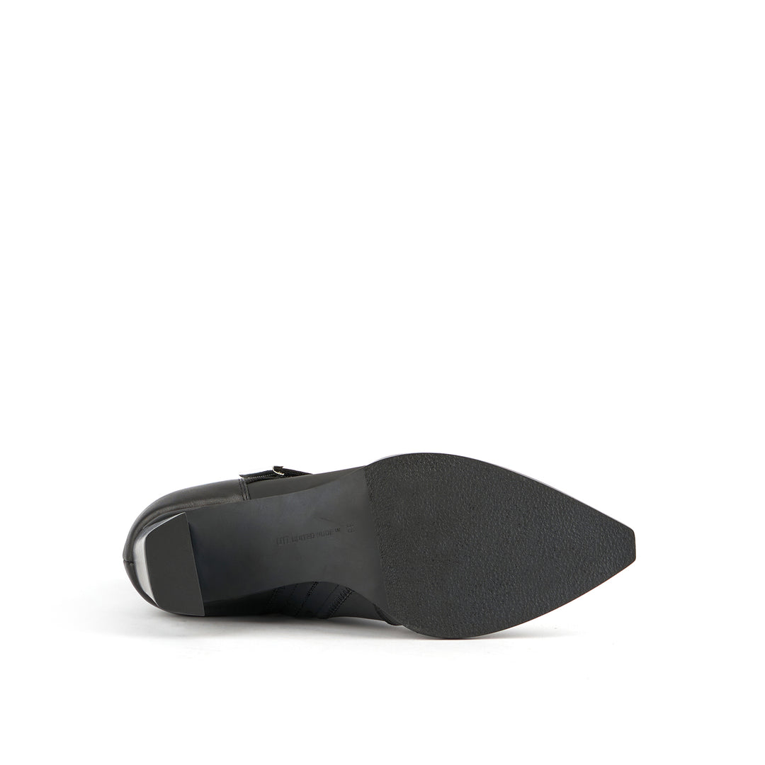 zink run bootie mid black bottom view